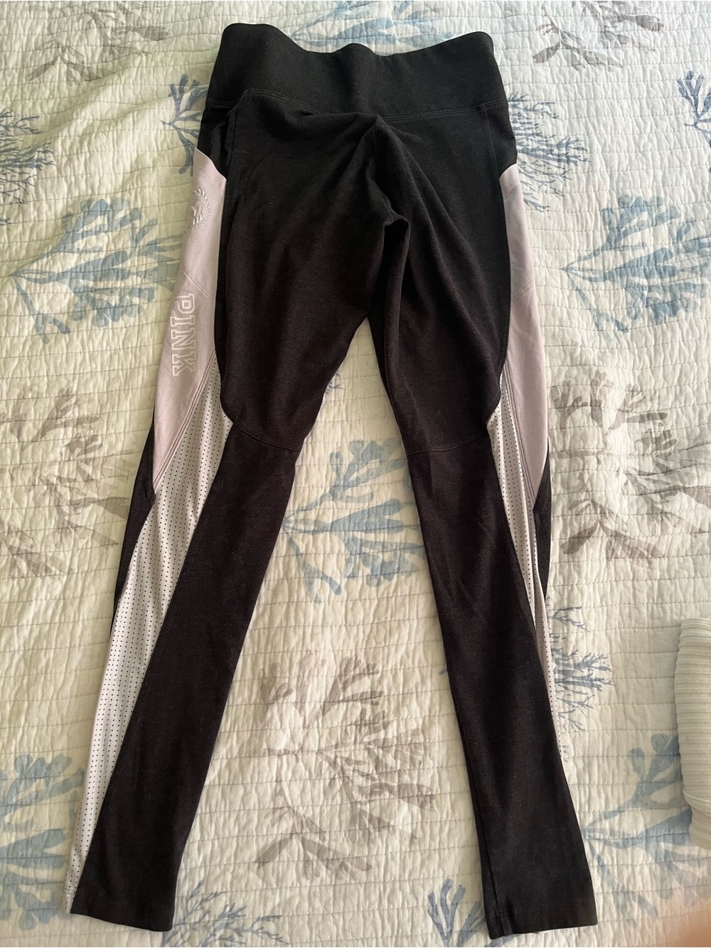 PINK Victoria's Secret Lavender & Black Yoga Leggings